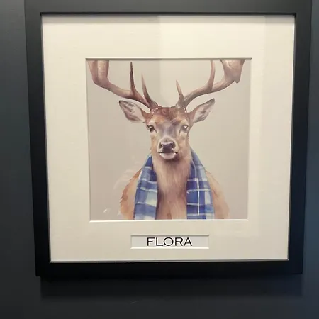 'Flora' In Allandale Aparthotel Auchterarder Exterior photo